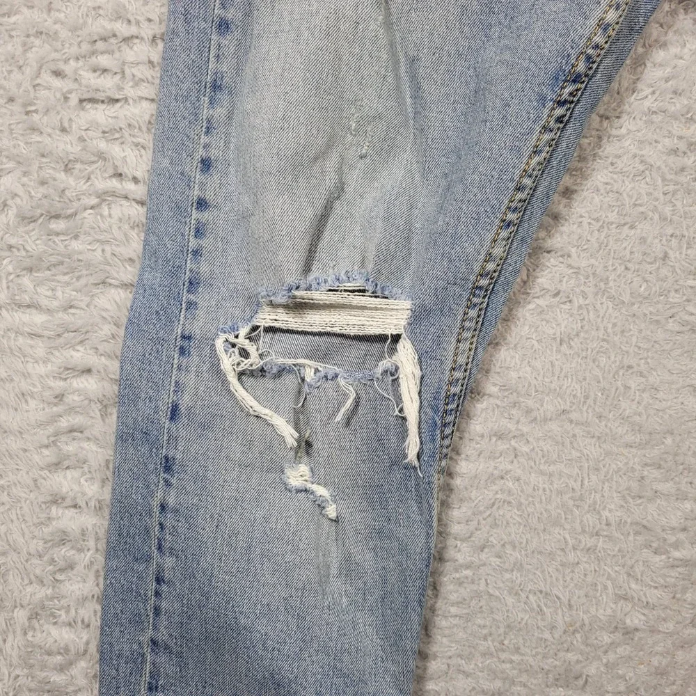 Levis‎ 512 Jeans Mens 31x30 Light Blue Distressed Slim Taper Denim